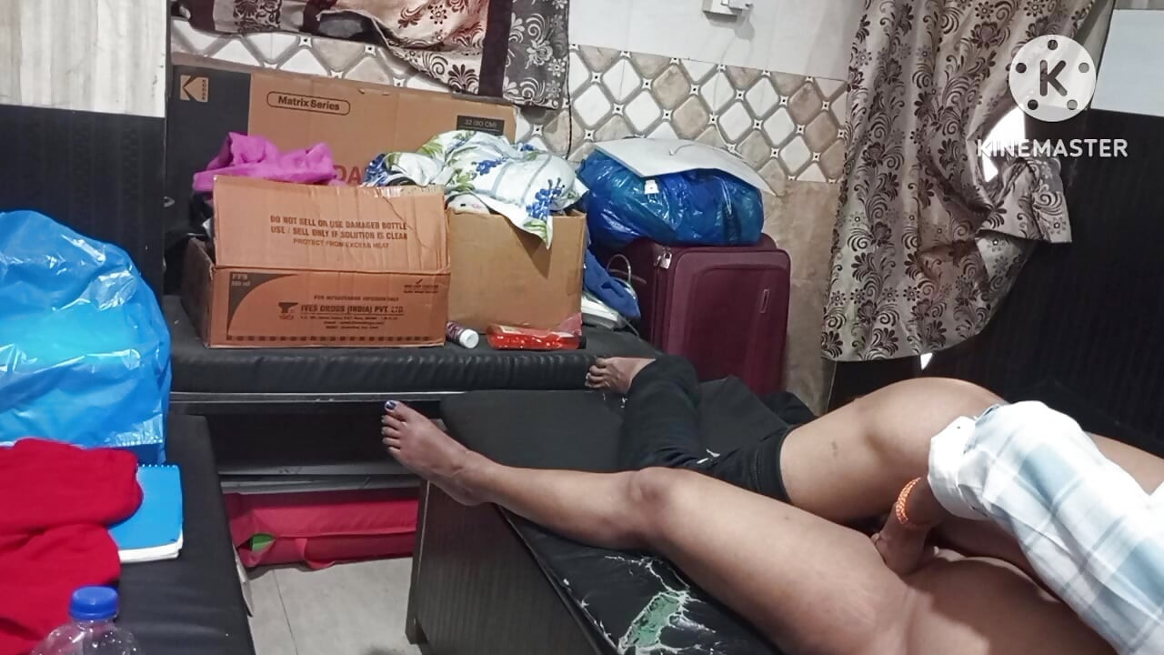 Madrastra con hijastros amigos