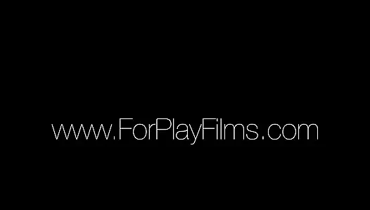 Romantik seks - Megan'ın ilk pornosu - forplay filmleri