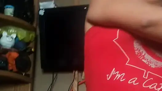 Kakak ipar saya menghisapnya dengan baik