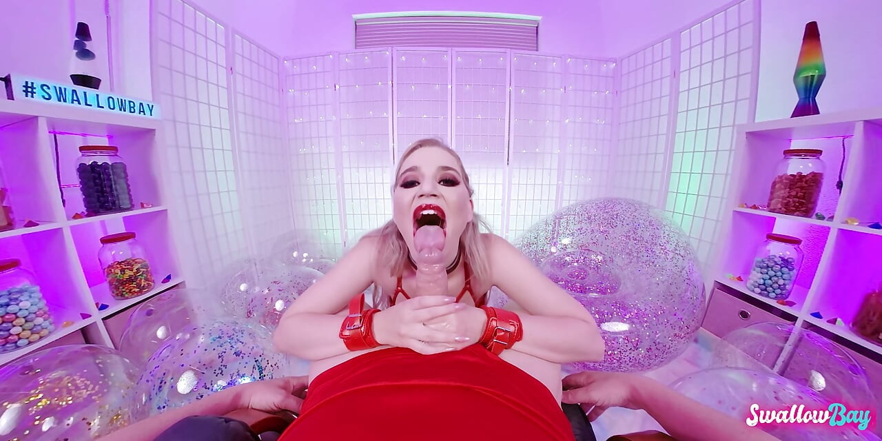 Quente namorada Blake Blossom adora chupar seu pau
