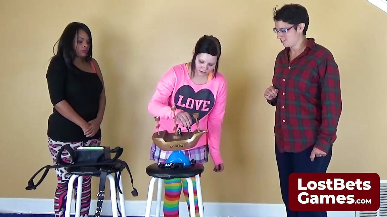 Three amateurs are playing a Strip Pirate Penguins game