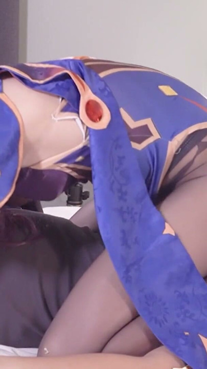 Genshin Impact Mona Cosplayer Face Sitting, After Otaku Festival 7 | Clip 1