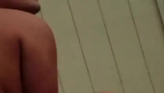 Große gesichtsbesamung für blonde MILf mit großen möpsen