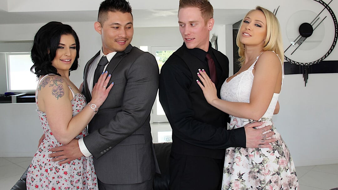 熟女kagney linn karter在他们的配偶观看时操一个已婚男人