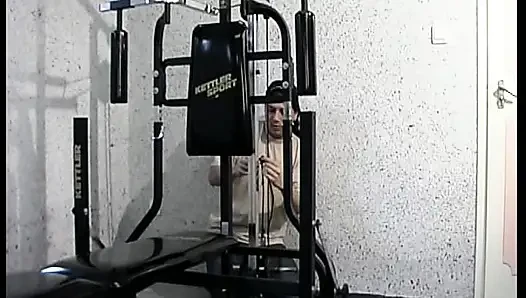 Fitness German doll fucked hard in the hot threesome