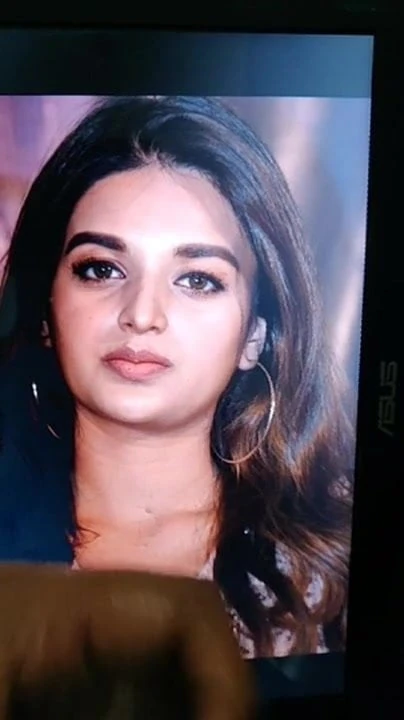 Nidhi agarwal ที่มีคุณภาพ