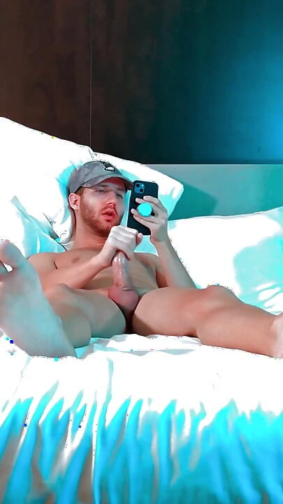 Solo Cumshots Galore