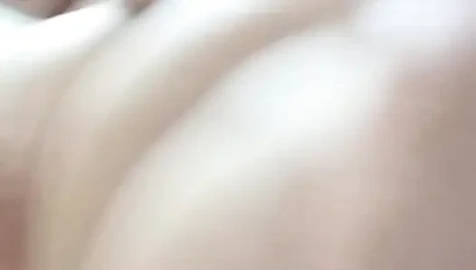 Hello boys fuck me or send me ur huge dick to insert to my wet and tight pussy