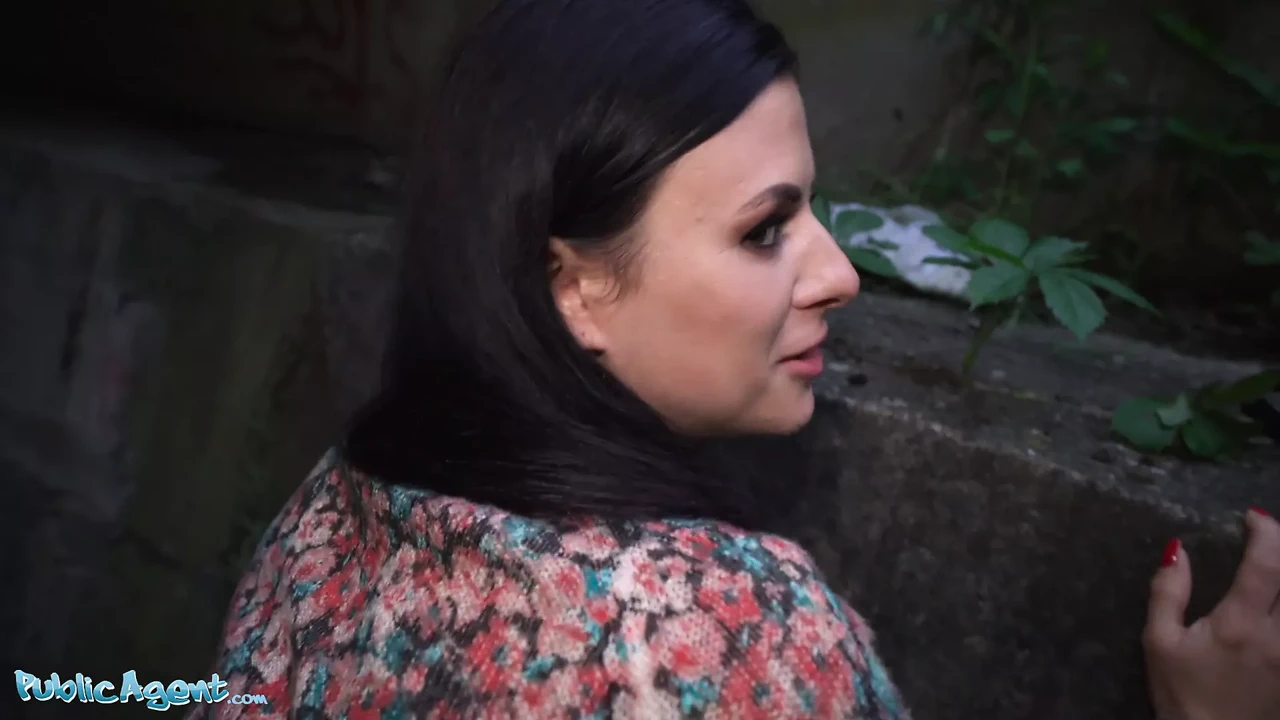 Public Agent Billie Star - 大学Sexperiment