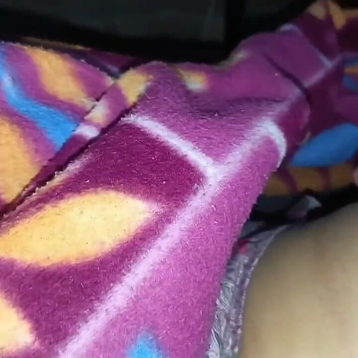 The Newly Married Stepsister-slee Ping, the Stepbrother-in-law Came Secretly and Fucked Her, the Stepsister-in-law Also Got Her