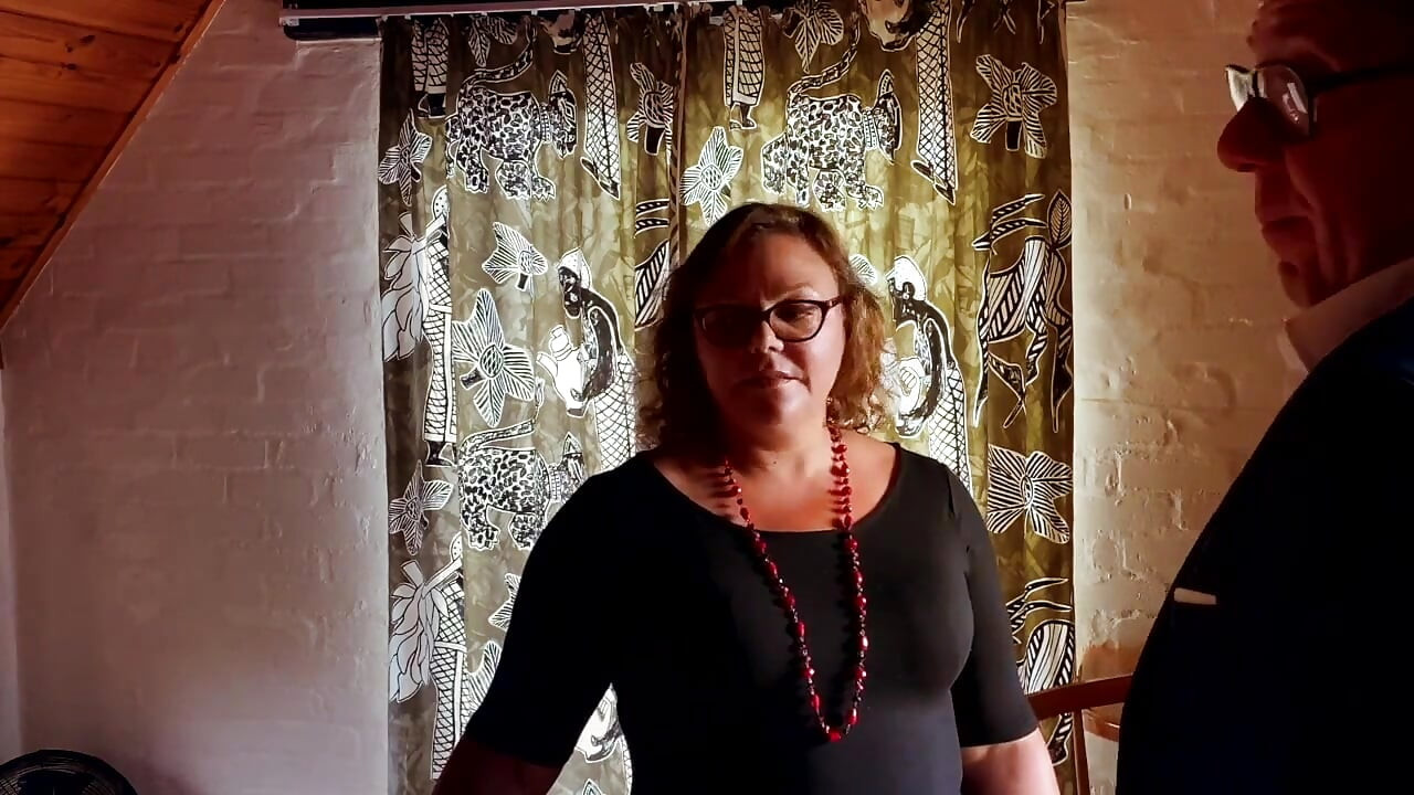 Dominatrix Mistress April - a life at her feet part 1