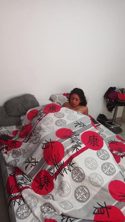 Horny stepdaughter can't stand it and asks her stepdad to fill her pussy | Clip 3