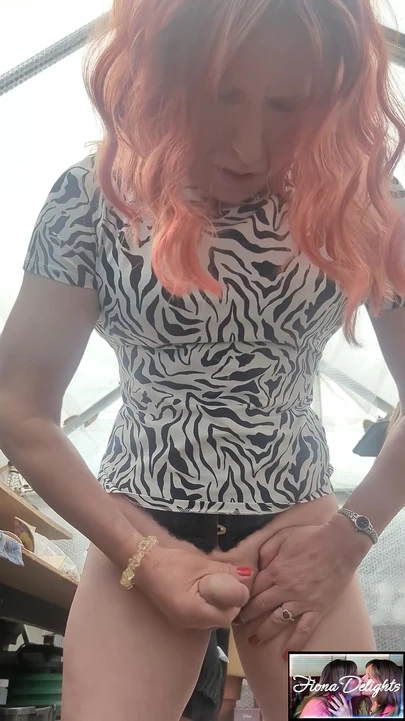 Play with Auntie Fiona's Slit