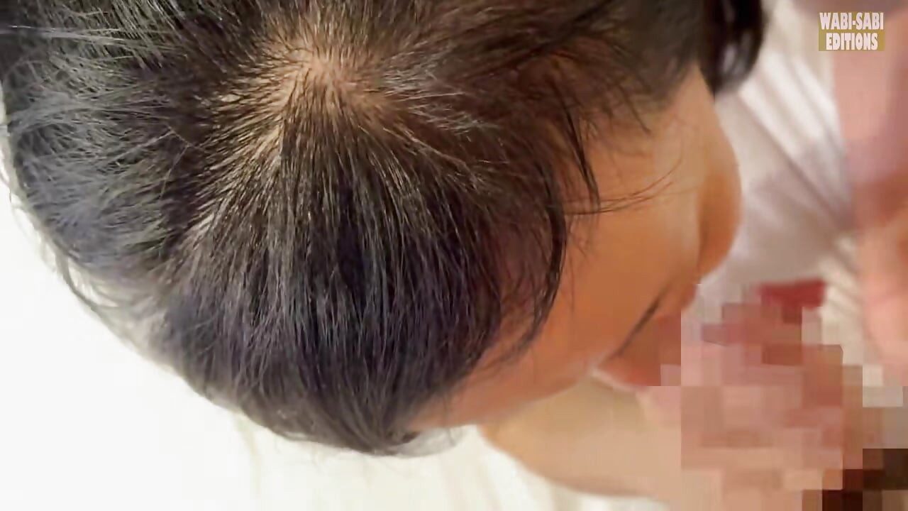 Aksi rahasia. Sumire, wanita yang udah nikah ditangkap di momen seks terlarang. Bagian 1