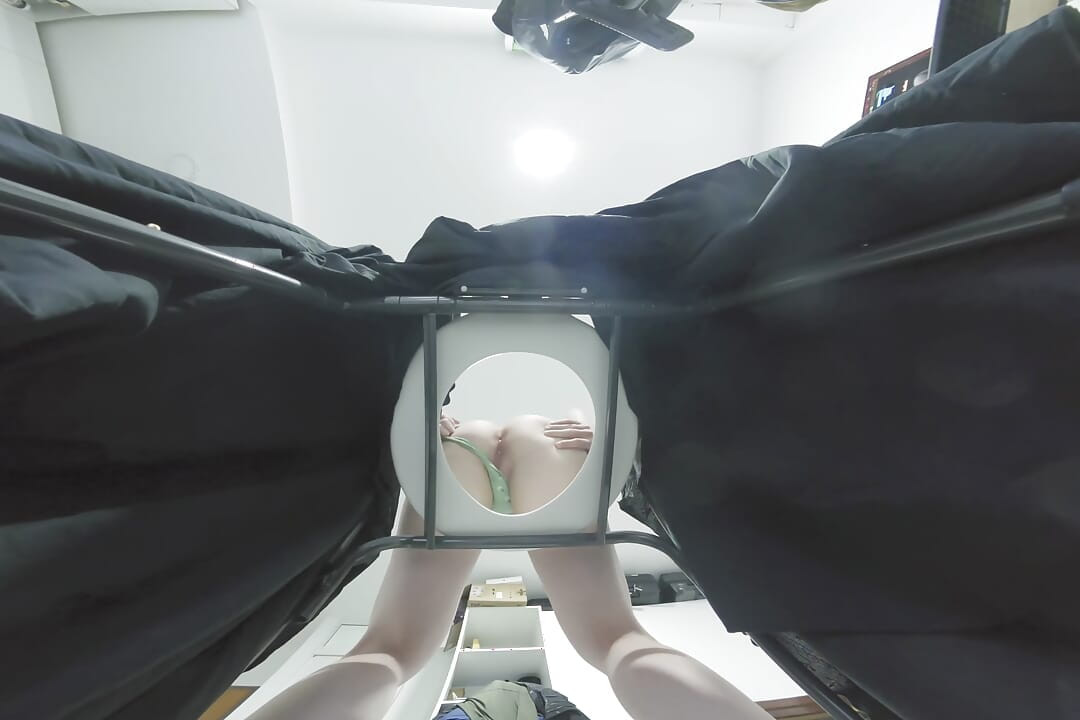 Farts, Feet and Spit From Your Goddess