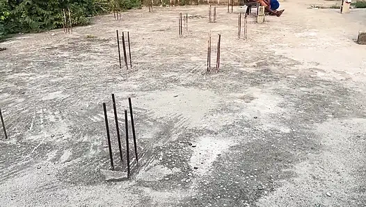 Üvey oğluyla dışarıda sikişiyor