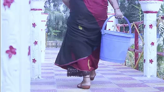 Indian Bhabi Ka Pani Mai Thukai Hot Indian Porn Video