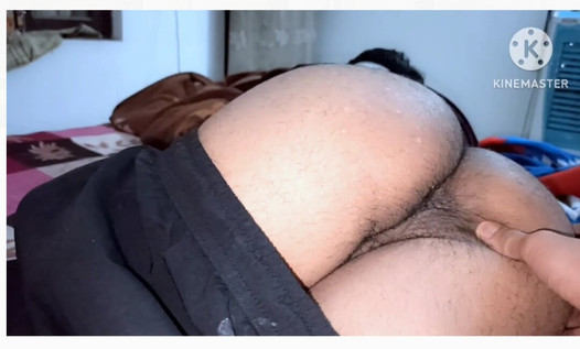 Uau, minha colega de quarto hetero rabuda virgem bunda crua