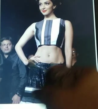 Cumtribute to kiara advani
