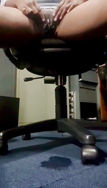 Uredski mastbrate Došao sam u ured