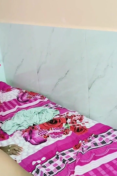 Devar si devar nakal lagi asik ngentot sama kakak ipar india - video desi x