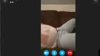 Christopher śpi na masturbacji przed kamerą