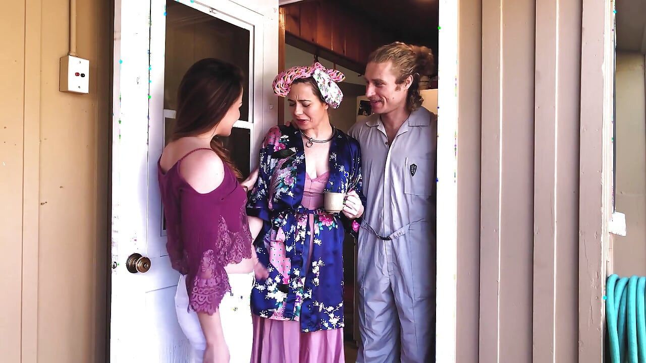 Between the Sheets with Alison Rey: Michael Vegas & Siouxsie Q  Behind the Scenes  Adult Time