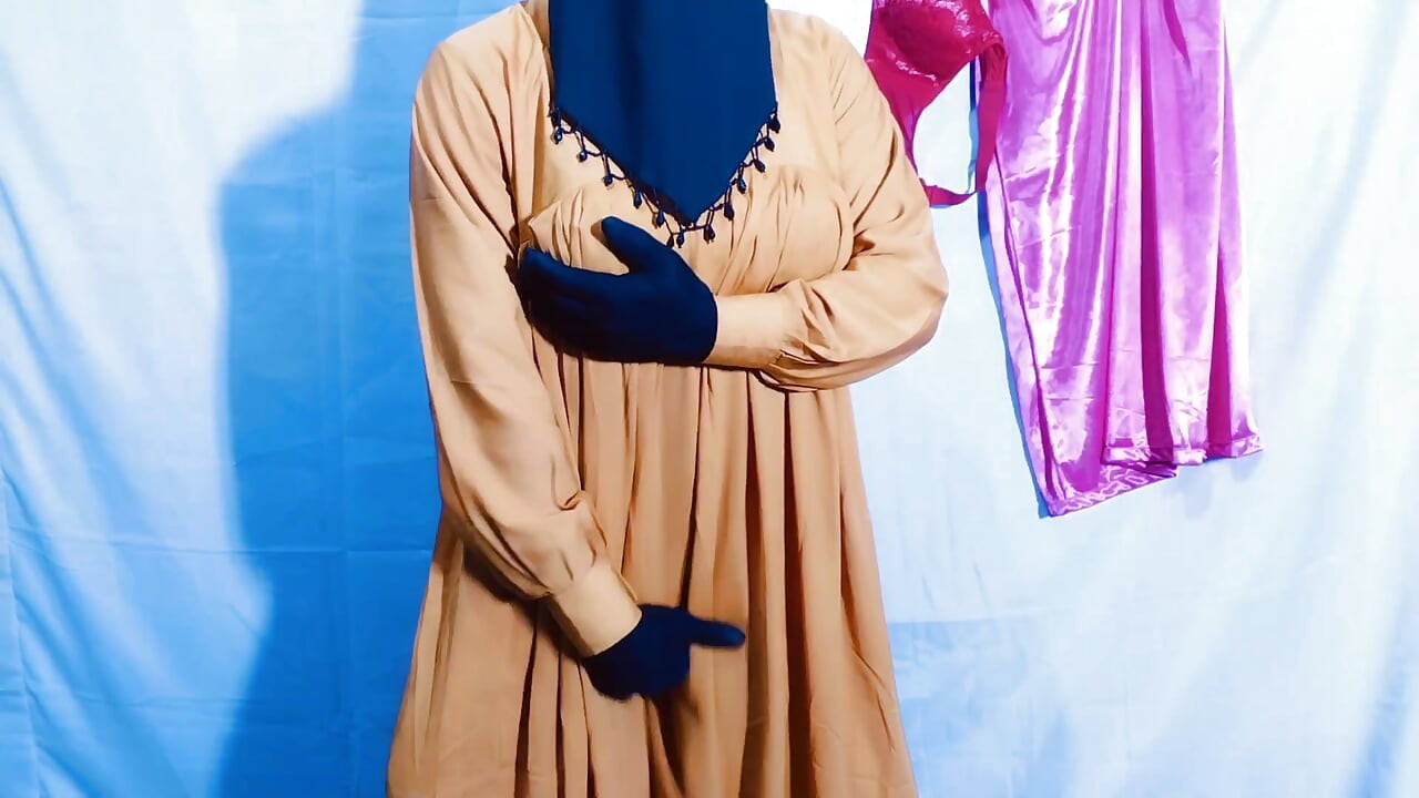Suri rumah Ratu Cantik Muslim Pakistan