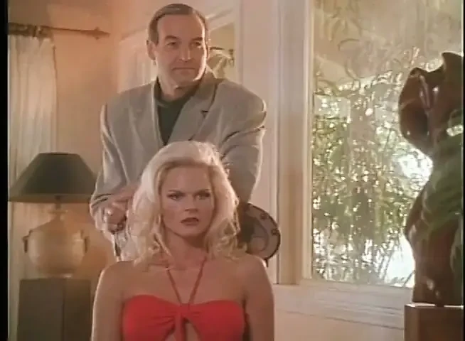 Beautiful Lustful Blonde Seduces Black Man and Makes Him to Fuck Her Wet Cunt