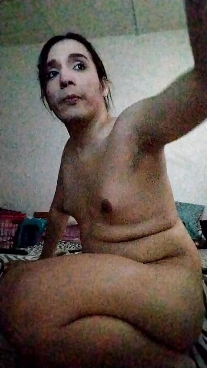 Jebi dildo u guzicu