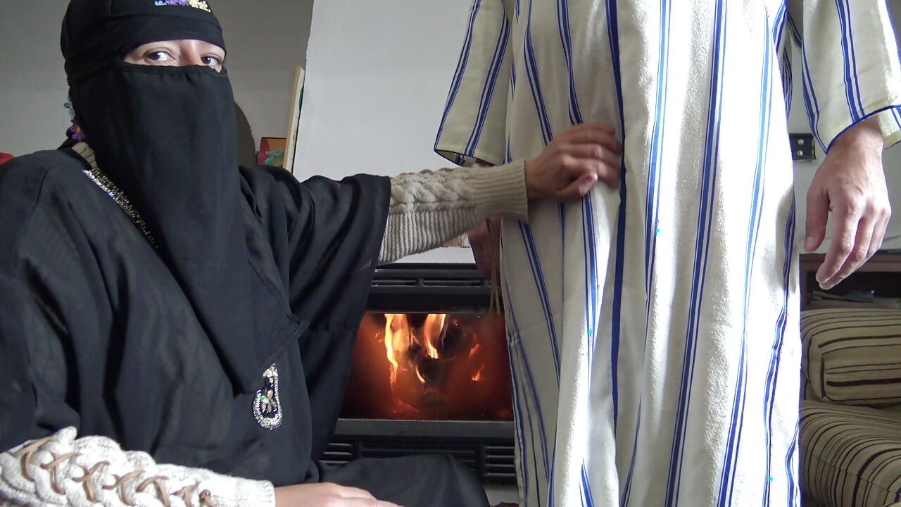 muslim stepmother lets me cum in her mouth