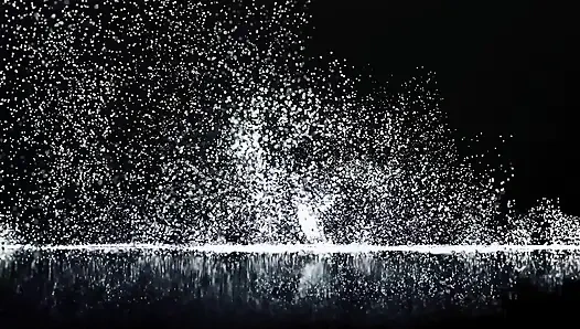 Delta White принимает белый член в Доме удовольствия