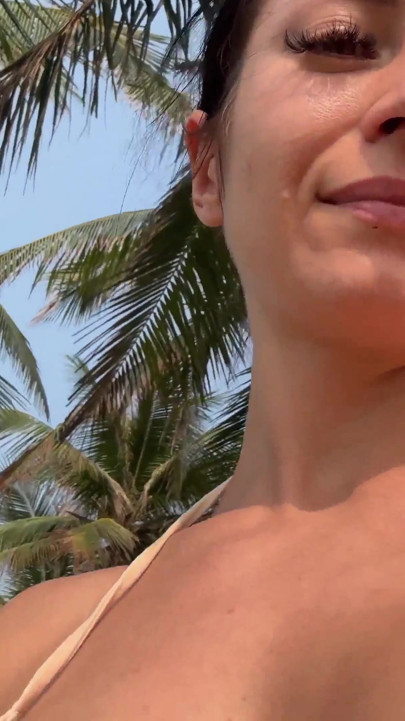SHOWS OFF TITS AND ASS ON PUBLIC BEACH! - Changing Bikini and Tits Flashing Outdoor | Clip 1