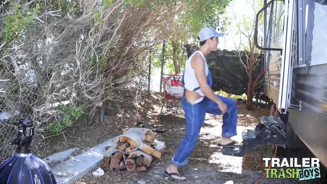 TRAILERTRASHBOYS Hunk Isaac X Raw Breeds Cute Alfonso Osnaya