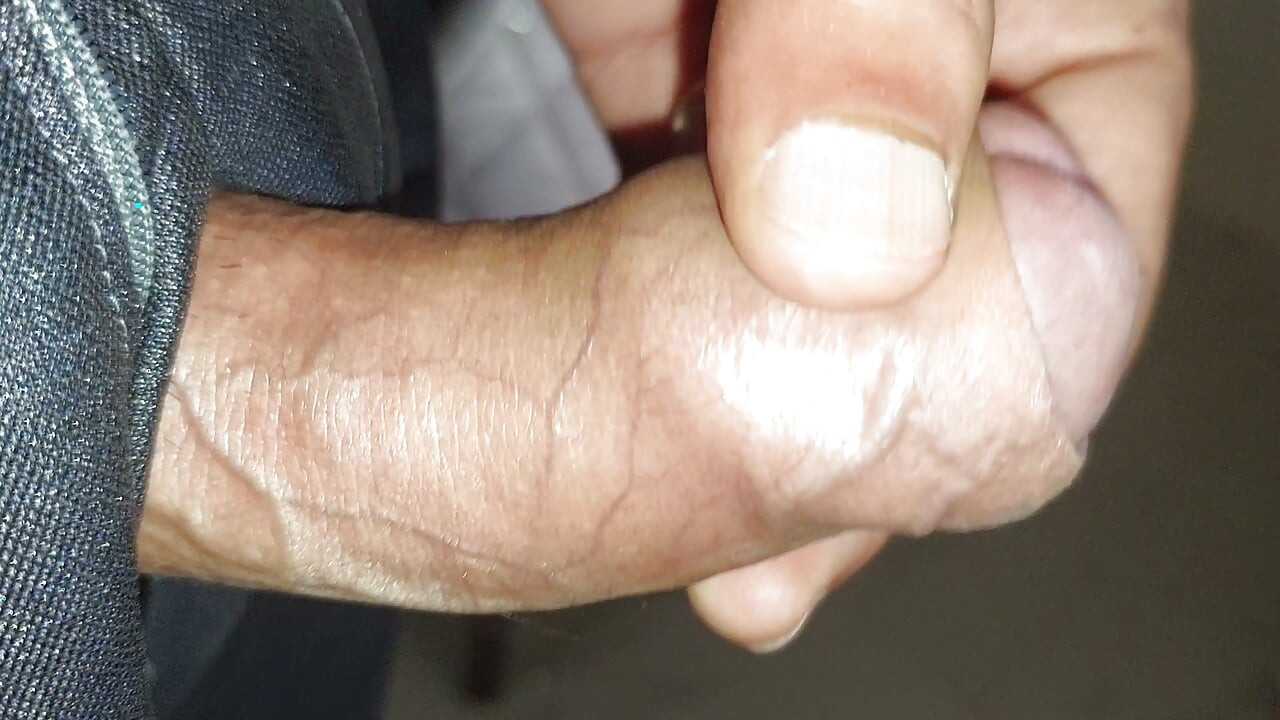Best friend gives me handjob
