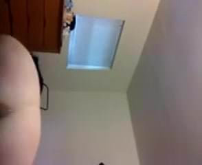 my nude body dancing