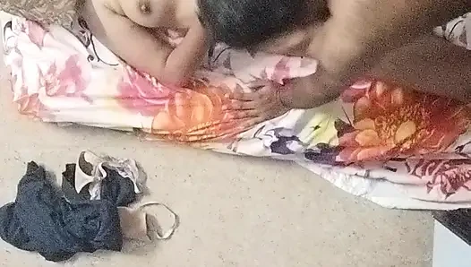 Çift tarafından ev yapımı sikiş