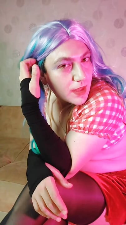 The Medusa Appearance Sissy Pretty Pinky