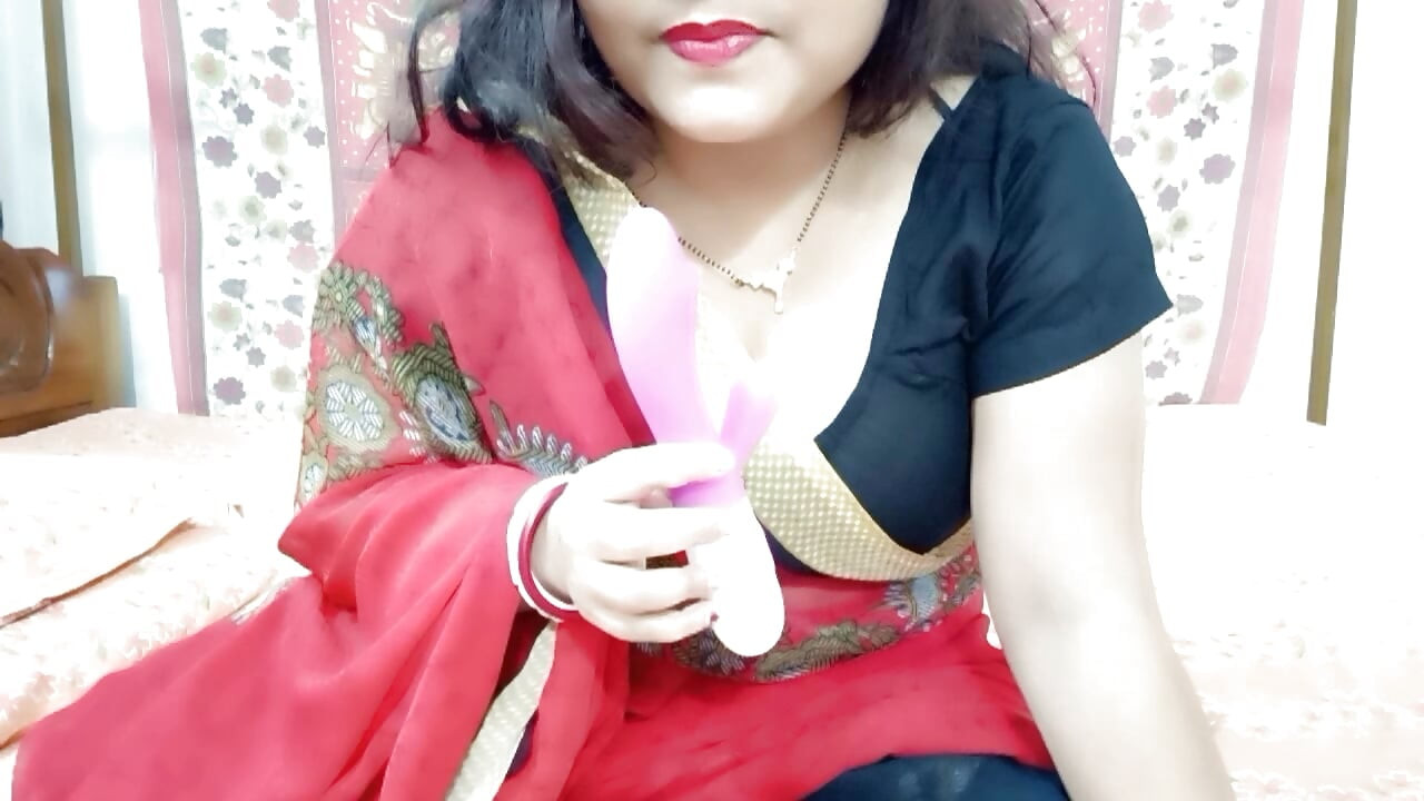 Kaku sasur sexy rii ke asthir kore chudlo