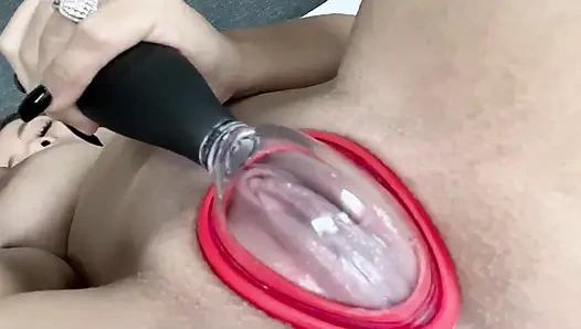 Trying Pussy Pump