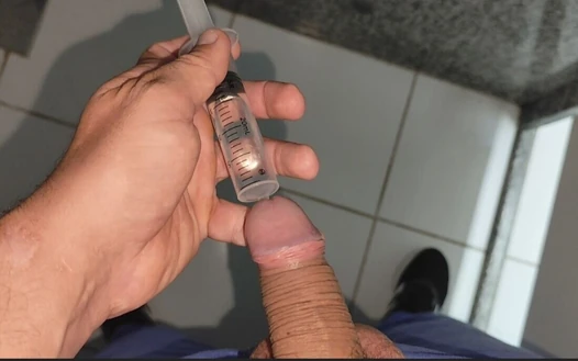 Glansın Içindeki Şırıngaya aşırı Uygulama!!