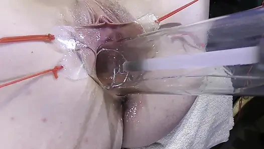 Jauh Menyebar Vagina Close-up Fucking Dengan Lampu 1000watt