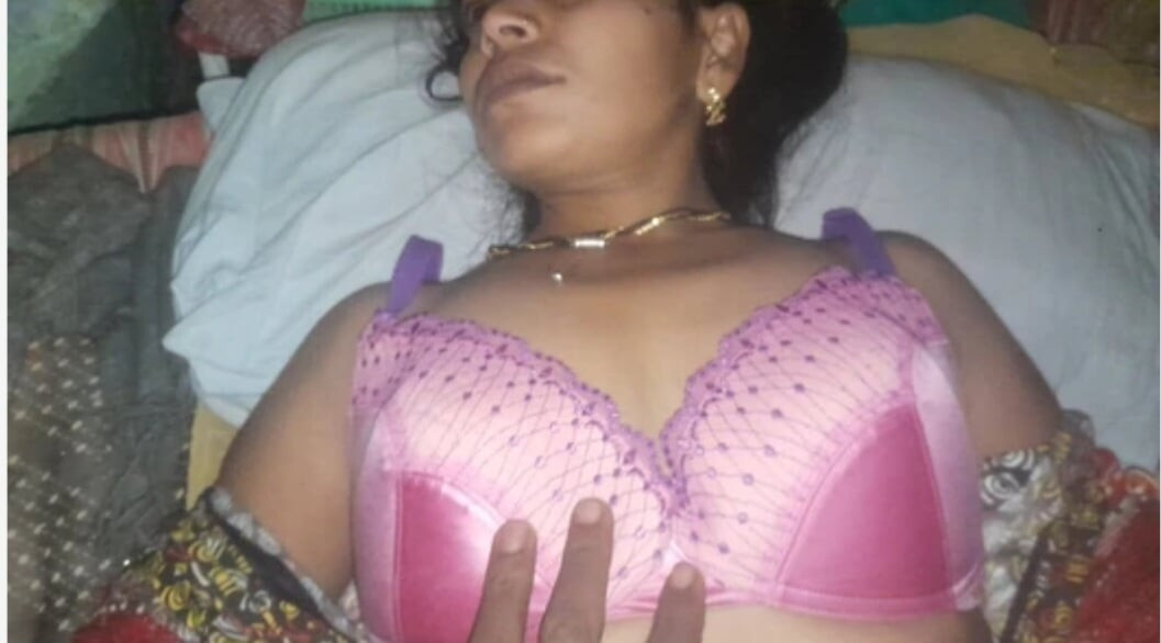 Desi Indian girl ke sath mein ki night chudai