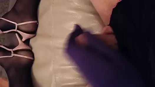 Seksi ayaklar ve horoz tekrar (cum yok)