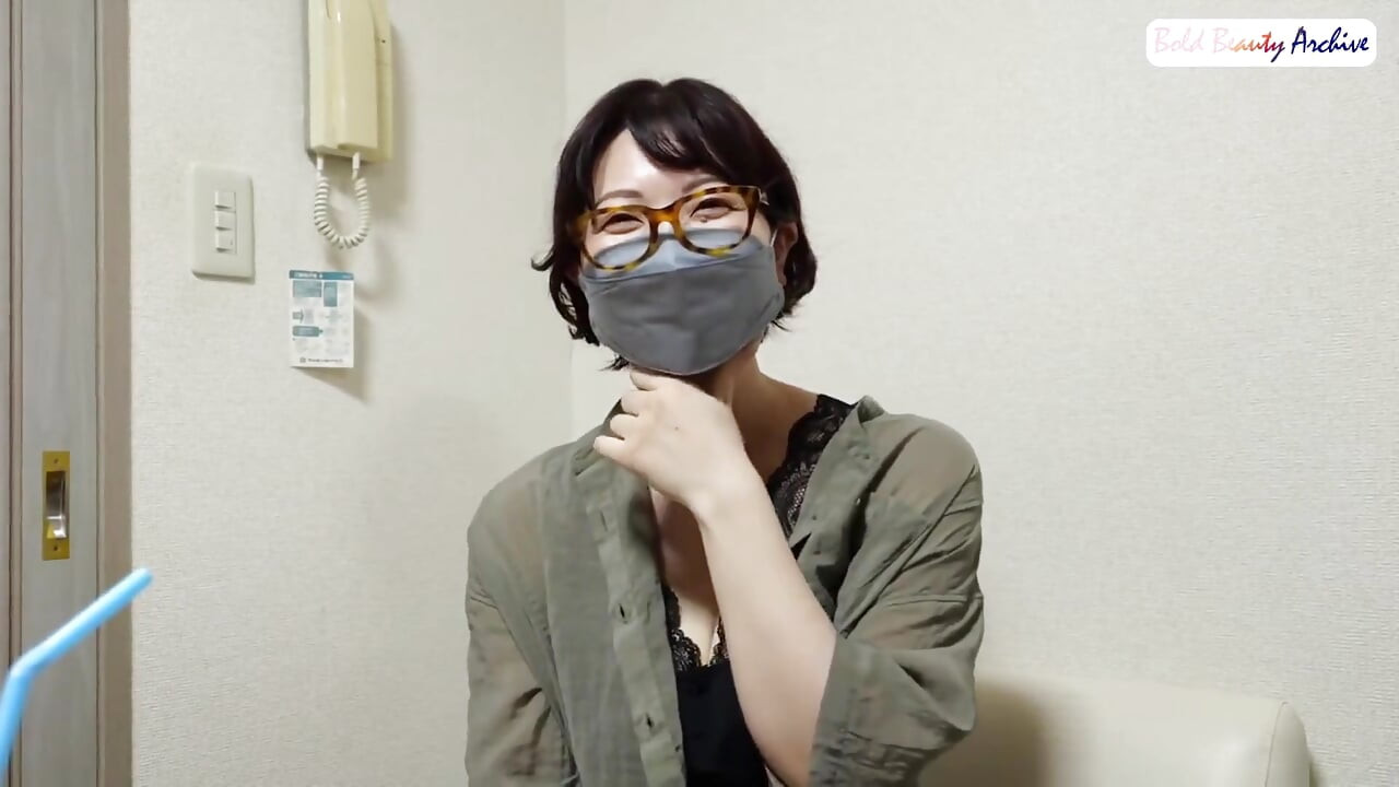 너무 오랫동안 격렬한 섹스를 위해 자지 남자를 만나는 거유 마누라. 깊고 더러운, 그녀의 빨리 녹아 논스톱 열! 2차