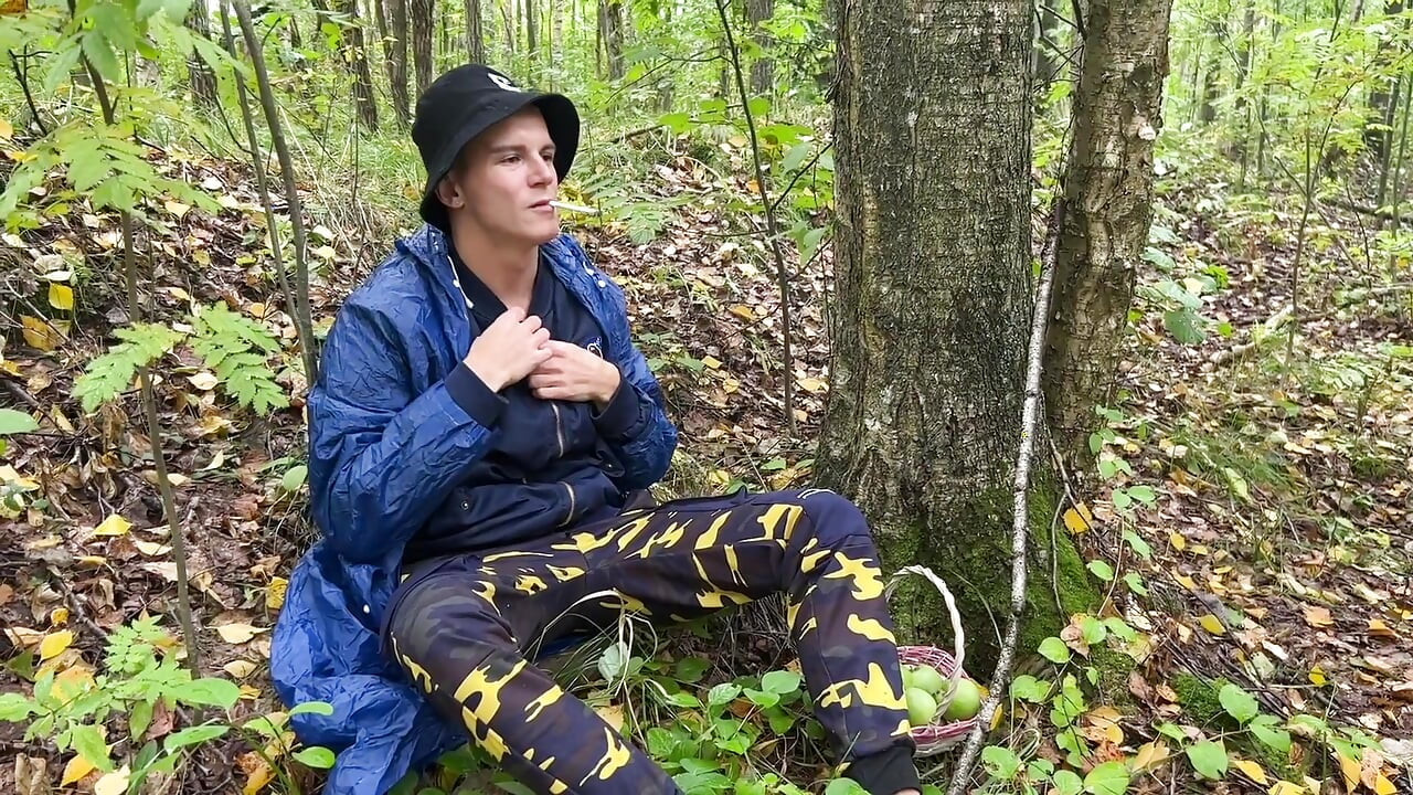 #376 Guy Catches Guy Jerking off in the Woods and Joins to Fuck Him
