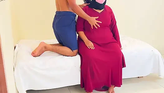 Fucking a Beautiful Stepaunty in Saudi Arabia - Multiple Cum