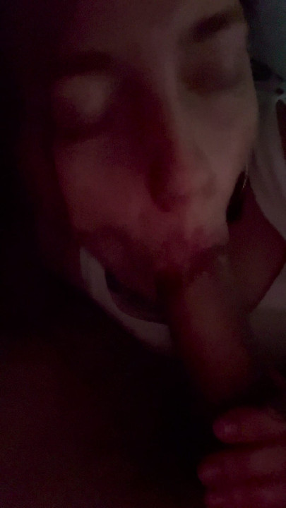 Sucking a big cock on vacation!!
