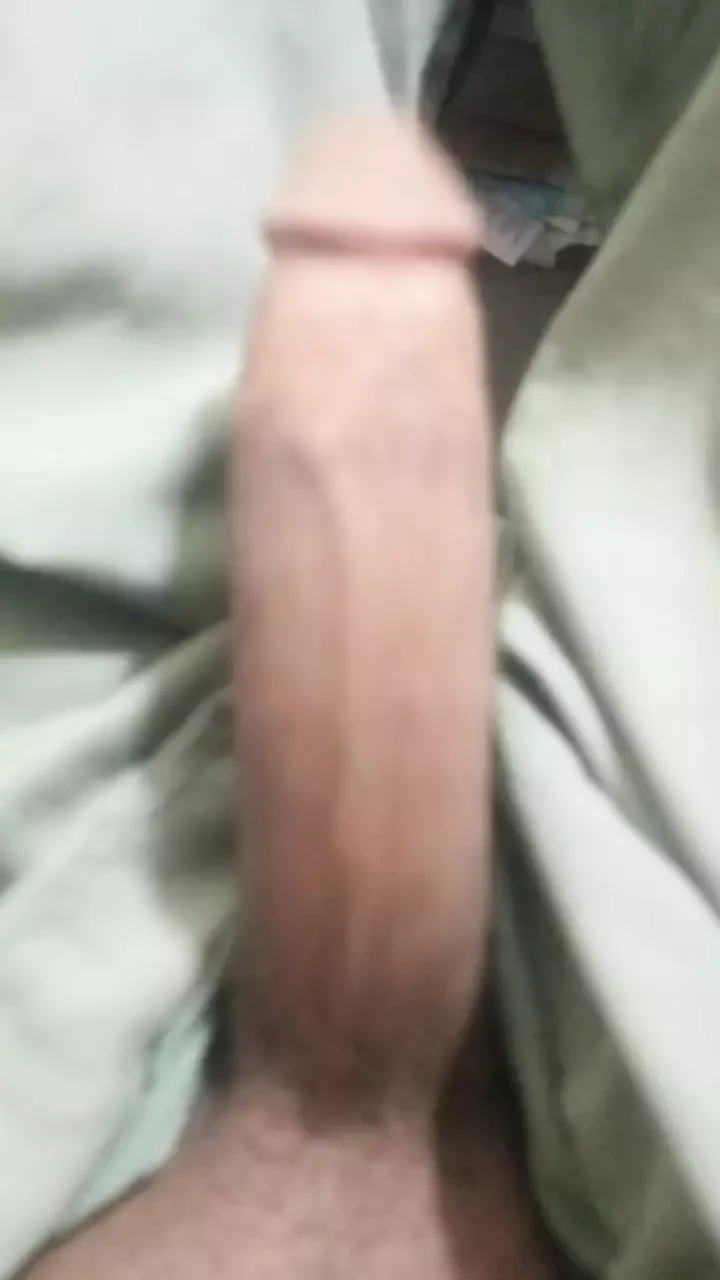 Soy una trabajadora sexual, mi pene tiene ocho pulgadas y tengo conmigo a una mujer rica