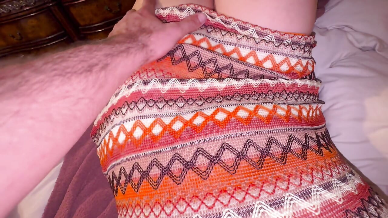 Le rogué a mi padrastro por el coño hasta que ella lo dejó